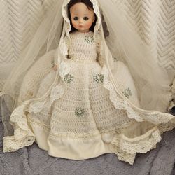 Vintage, Madame Alexander Bride Doll