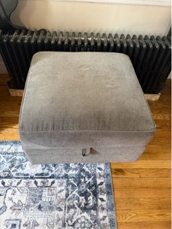 Modular couch pieces