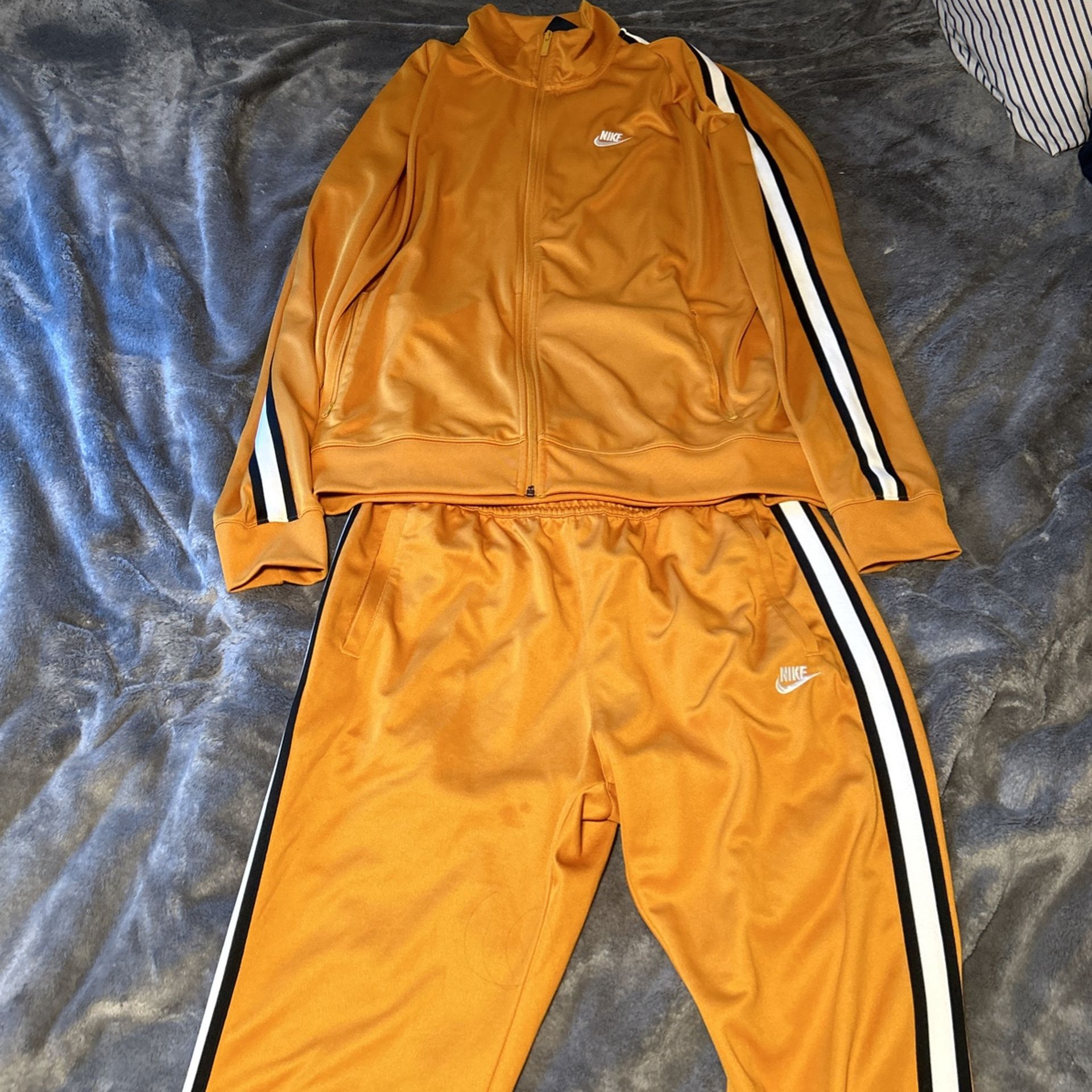 Nike MUSTARD sweat suit