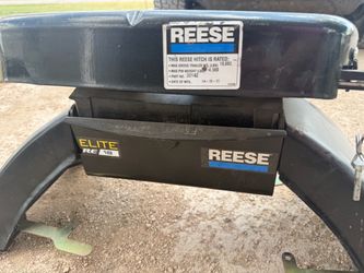 Reese Elite RE18 Fifth Wheel Hitch