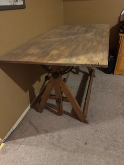 Drafting table