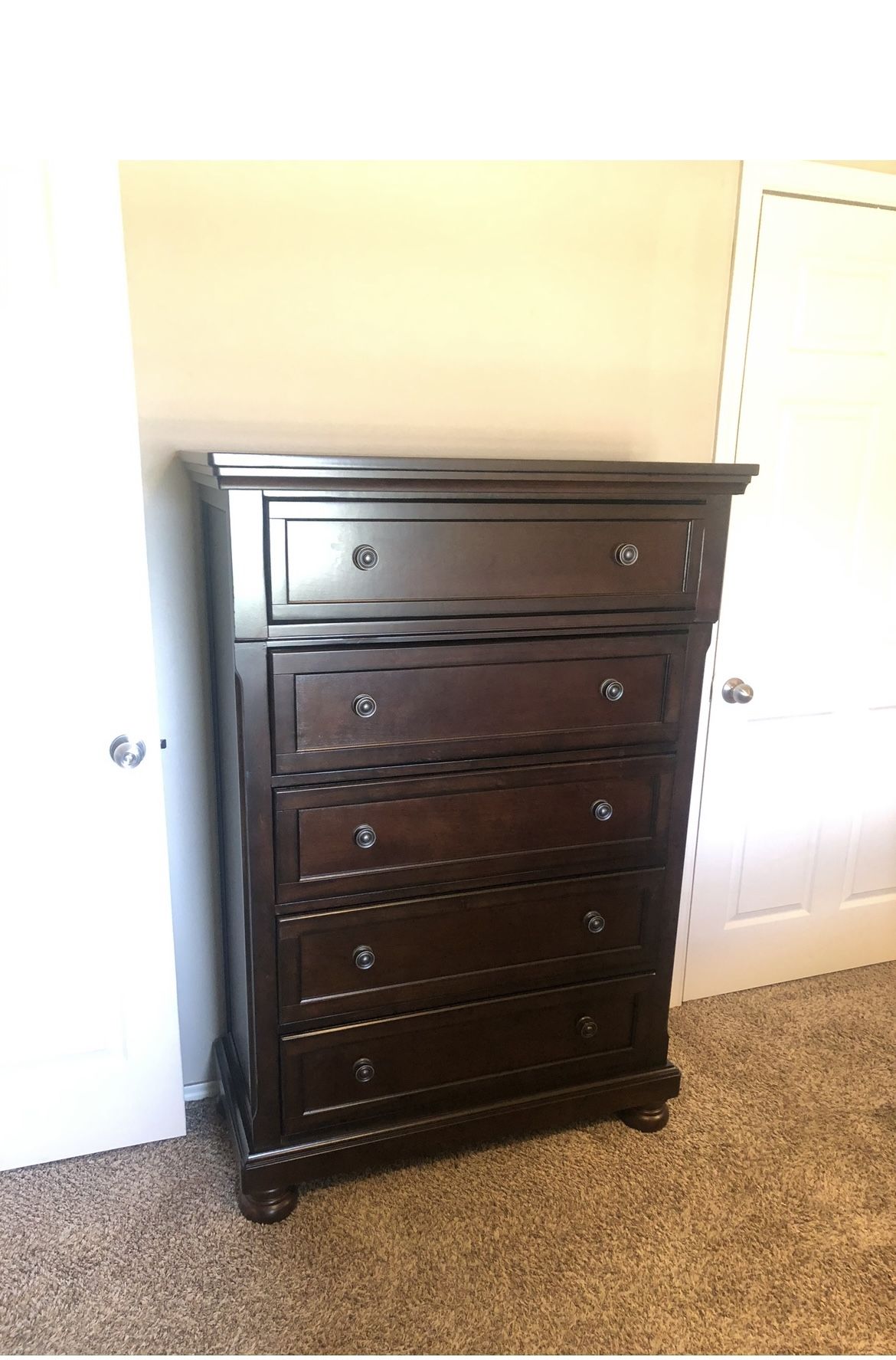Porter Chest of Drawers