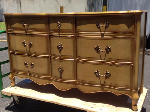 Antique Fine French Provincial Long Dresser Huntley For Sale In