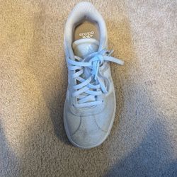 Adidas VL Court 3.0  Size 2