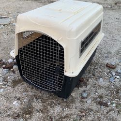 Dog crate