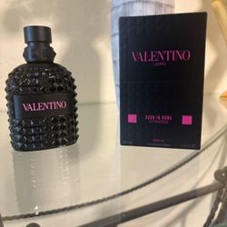 Valentino Born in Roma Extradose