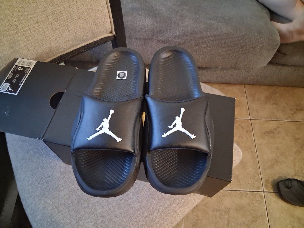 Jordan Slides Size 8  ($35)