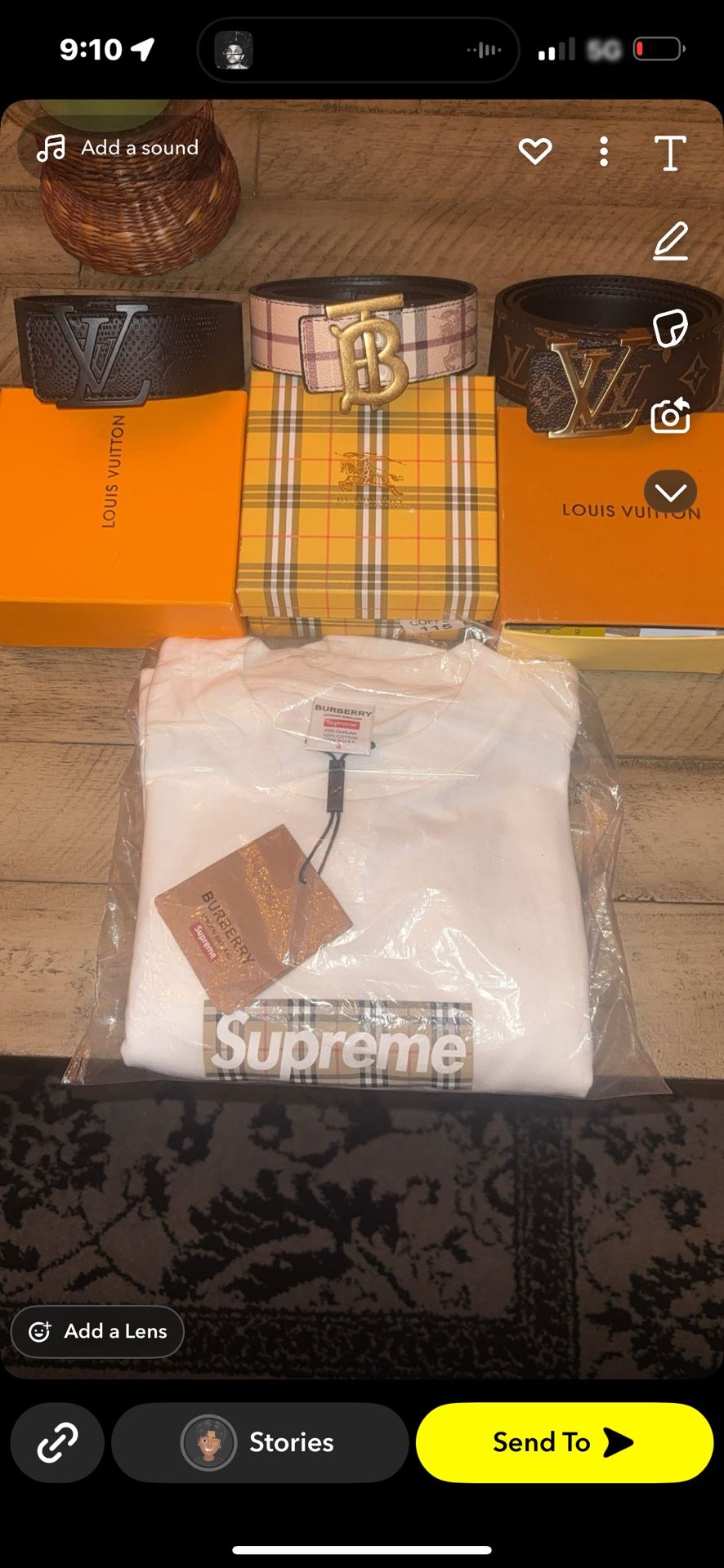 Burberry Supreme Tee Size s