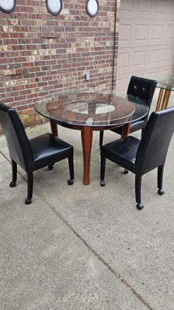 Dining room table