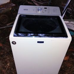 Maytag  Washer And  Dryer 