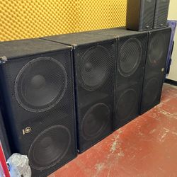 Yamaha dual 18” Subs