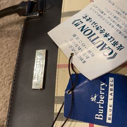 label authentic vintage burberry bag