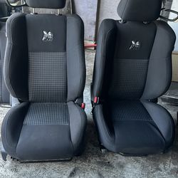 Seats Dodge Challenger 15-21