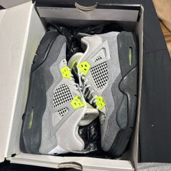 Jordan 4 Retro SE (GS) 