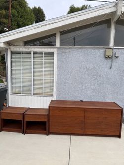 Real wood dresser bedroom set with night stands