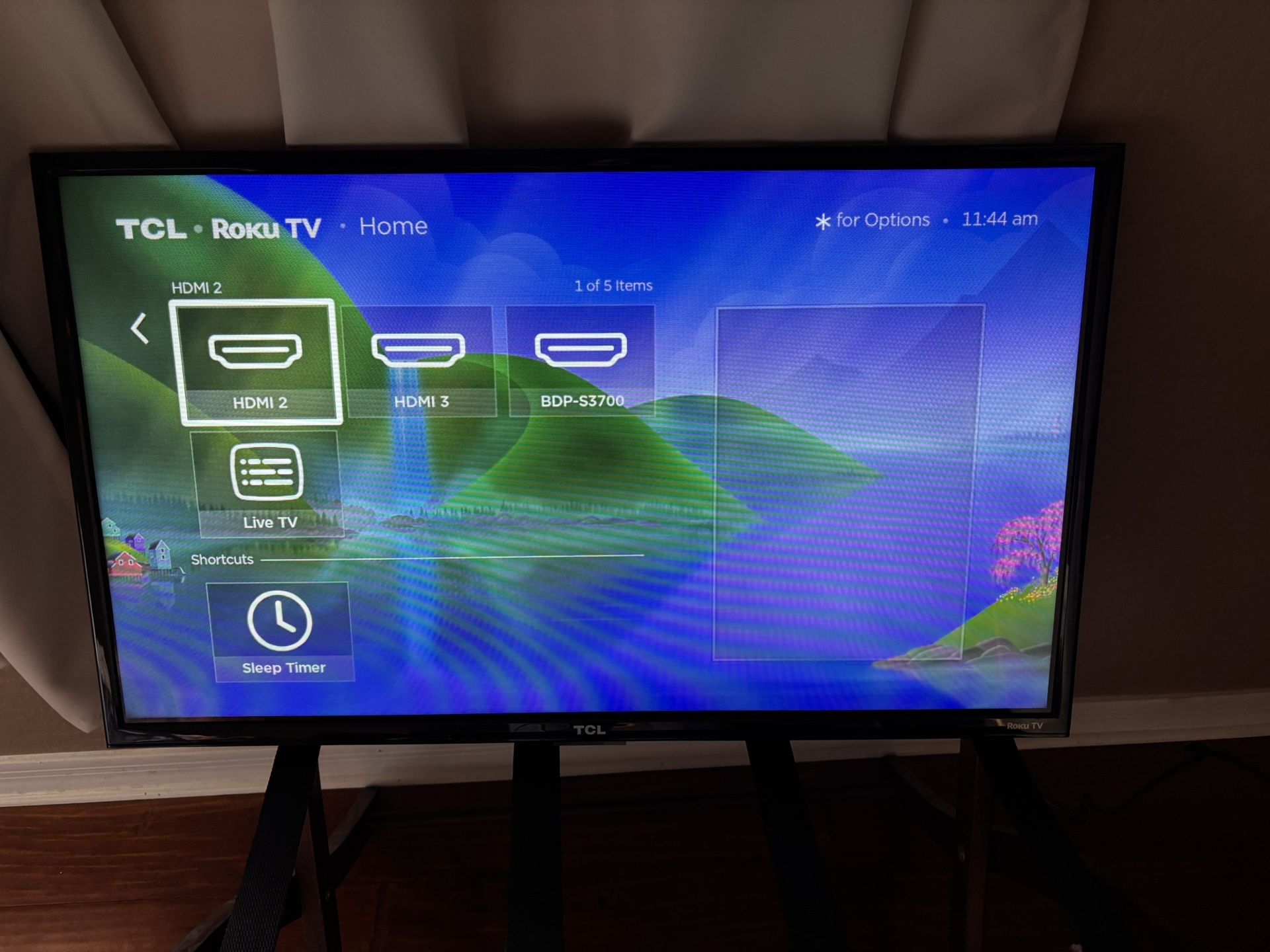 TCL Roku 32” Tv With Remote
