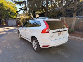 2016 Volvo XC60