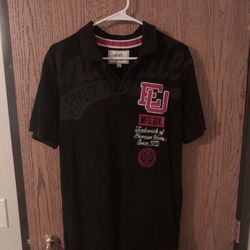 ECKO UNLIMITED LARGE COLAR SHORT SLEEVES GREAT SHAPE LIKE NEW. BLK RED WHITE. NICE POLO ECKO 