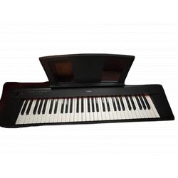 Yamaha Piaggero NP-11 61 Key Piano Keyboard