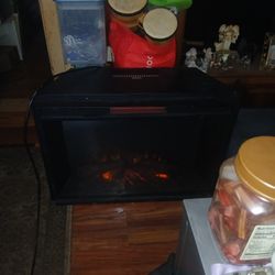 FC Realflame Electric Fireplace Heater Will Plug It In To Show You It Works 