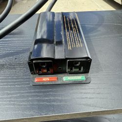 Monster Power HTFS500 High Definition Video Powercenter Surge Protector