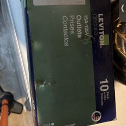 Leviton 10 Pack Outlet