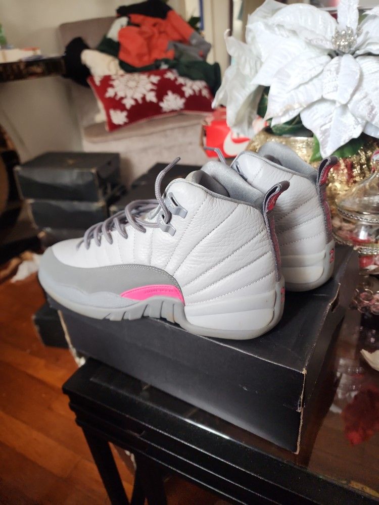 Jordan 12 Size 7y