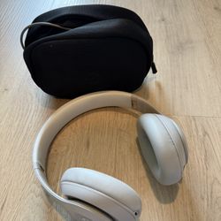 Beats Studio Pro Headphones Sandstone