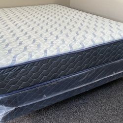 Queen Supreme Ortho Mattress And Boxspring !!