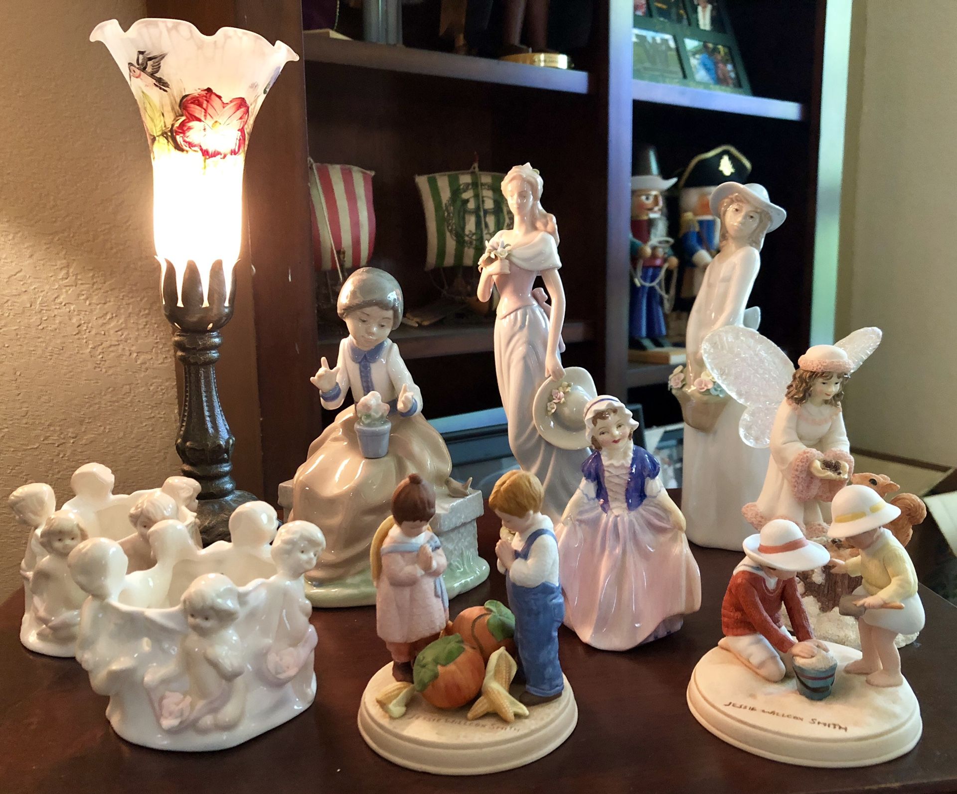 Porcelain figurines and lamp