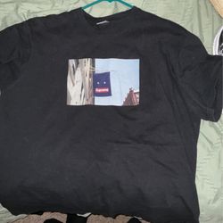 Supreme Tee
