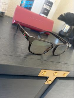 Gucci glasses