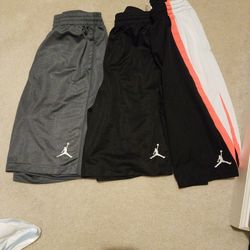 Boys Jordan Basketball Shorts Size 13-15 Years