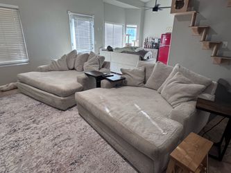 2 Chaise Love Seats