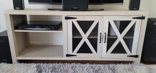  Walker Edison White Oak TV Stand