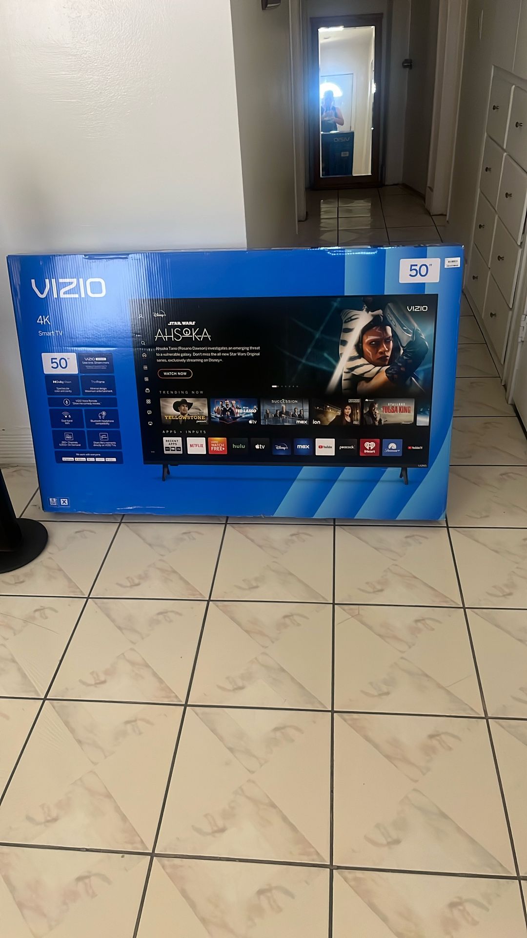 Smart TV  Vizio 50” New  One