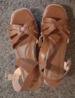 Dress shoes