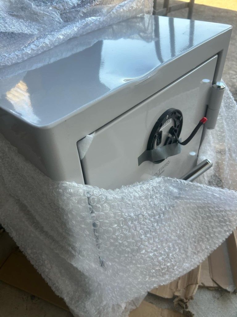 New Safe In Good Condition Complete