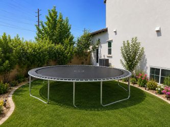 Trampoline