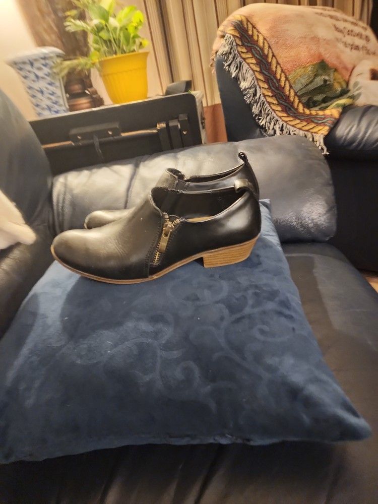 Black Ankle Boots