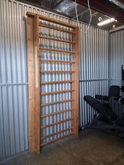 Wooden Stall Bar Swedish Ladder