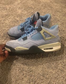 Unc Jordan 4