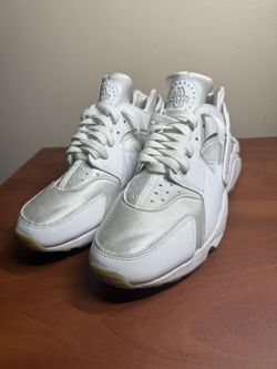 Nike Air Huarache Triple White Size 11