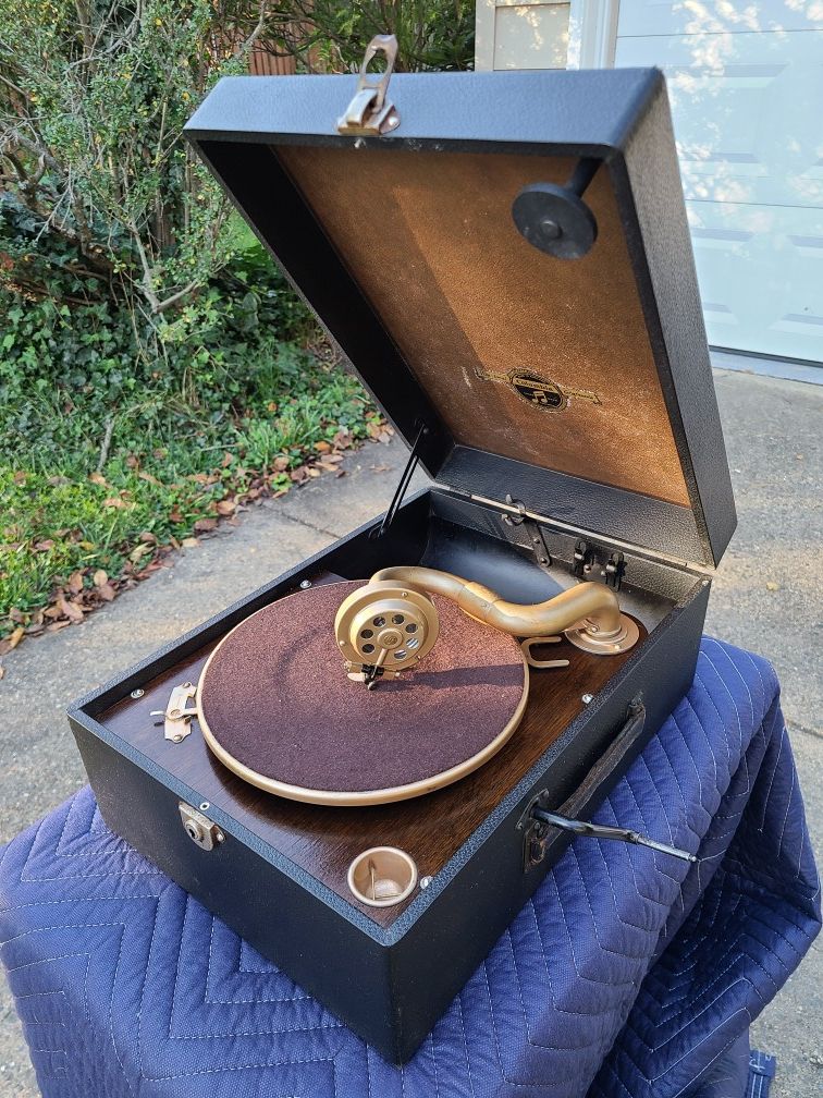 1939 Antique Victrola Columbia Portable Phonograph Record Player