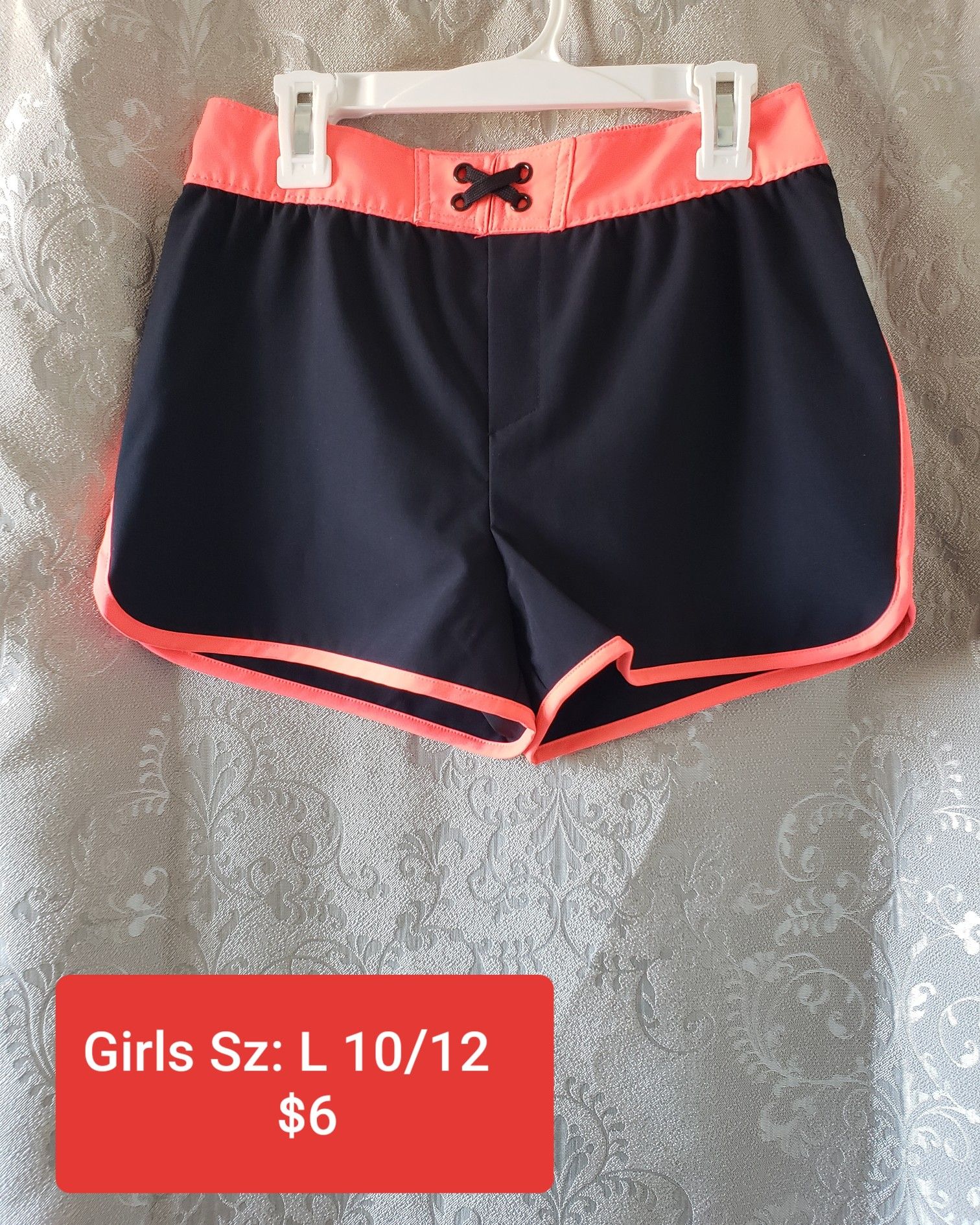 NWT Girls Swim Shorts L 10/12