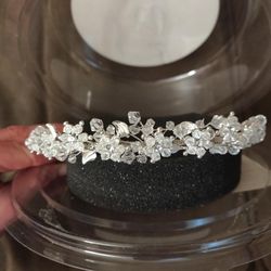 NEW Swarovski Crystal Tiara