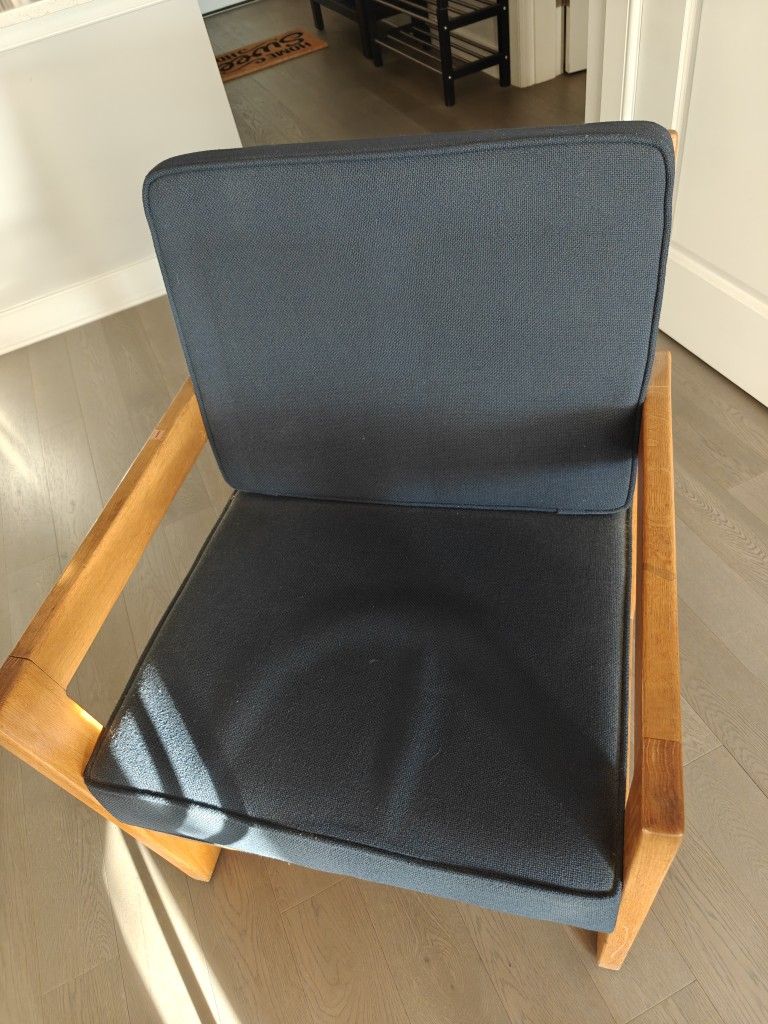 Used Big Chair with Arm - Moving Sale