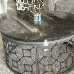 RC willey Marble 2 ends tables and cofolfee table set 3 pieces