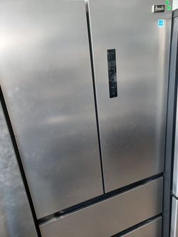 Avanti stainless steel four-door french door refrigerator - Free delivery