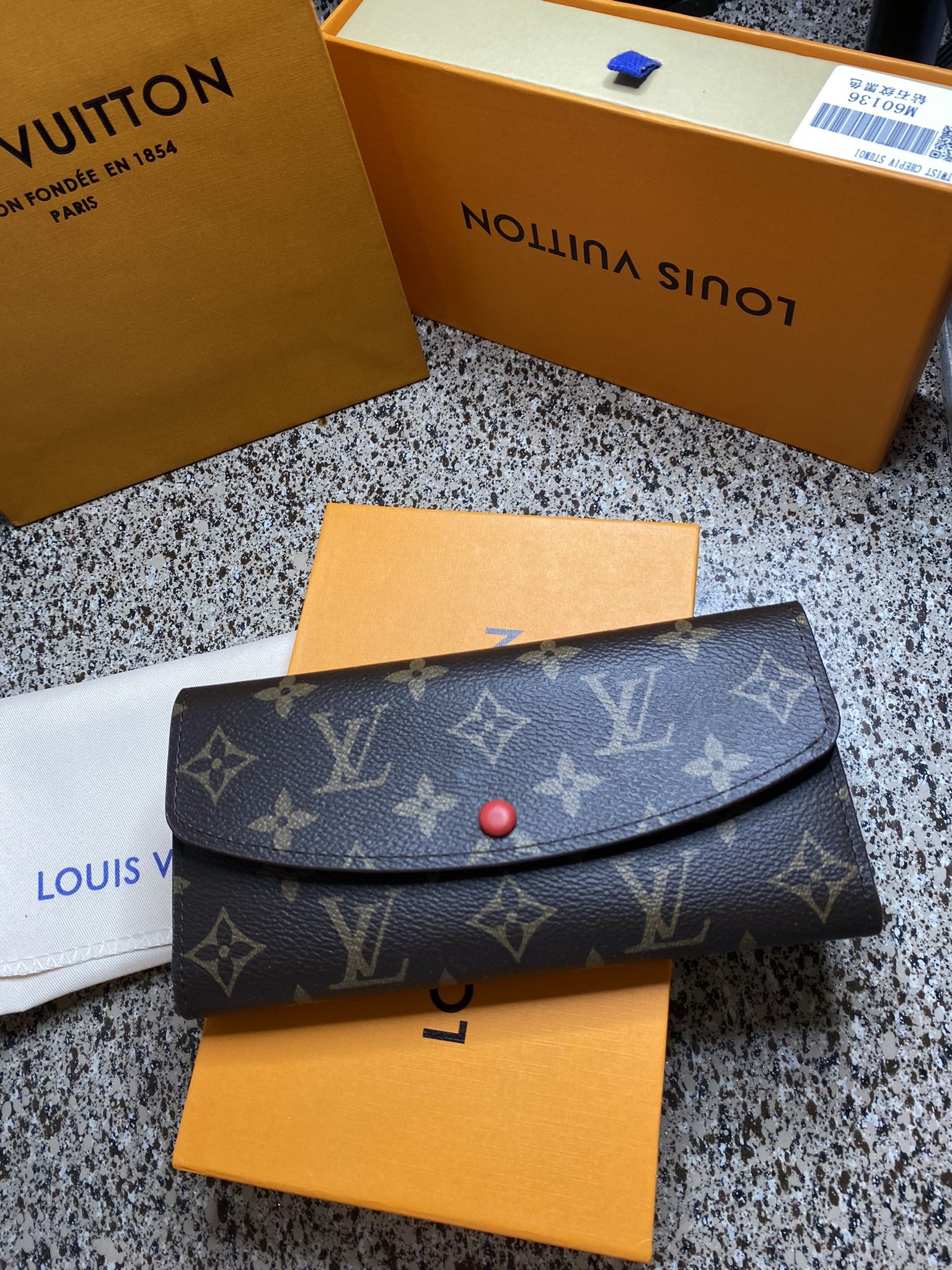 Lv Wallets For Woman